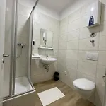 4 Apartament *